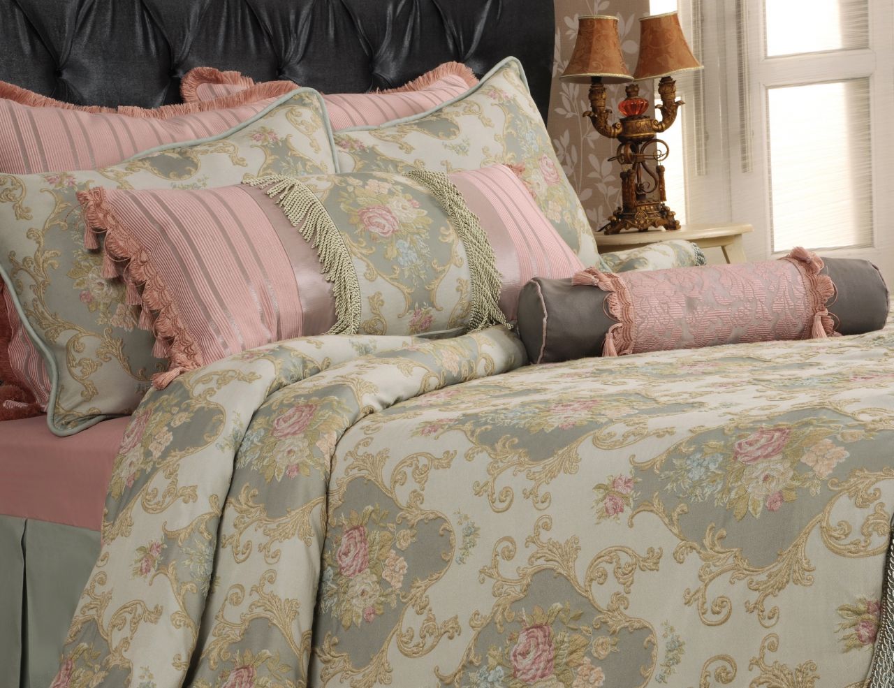 Lilamor Veronica Çift Kişilik Yatak Örtüsü 270x260 cm