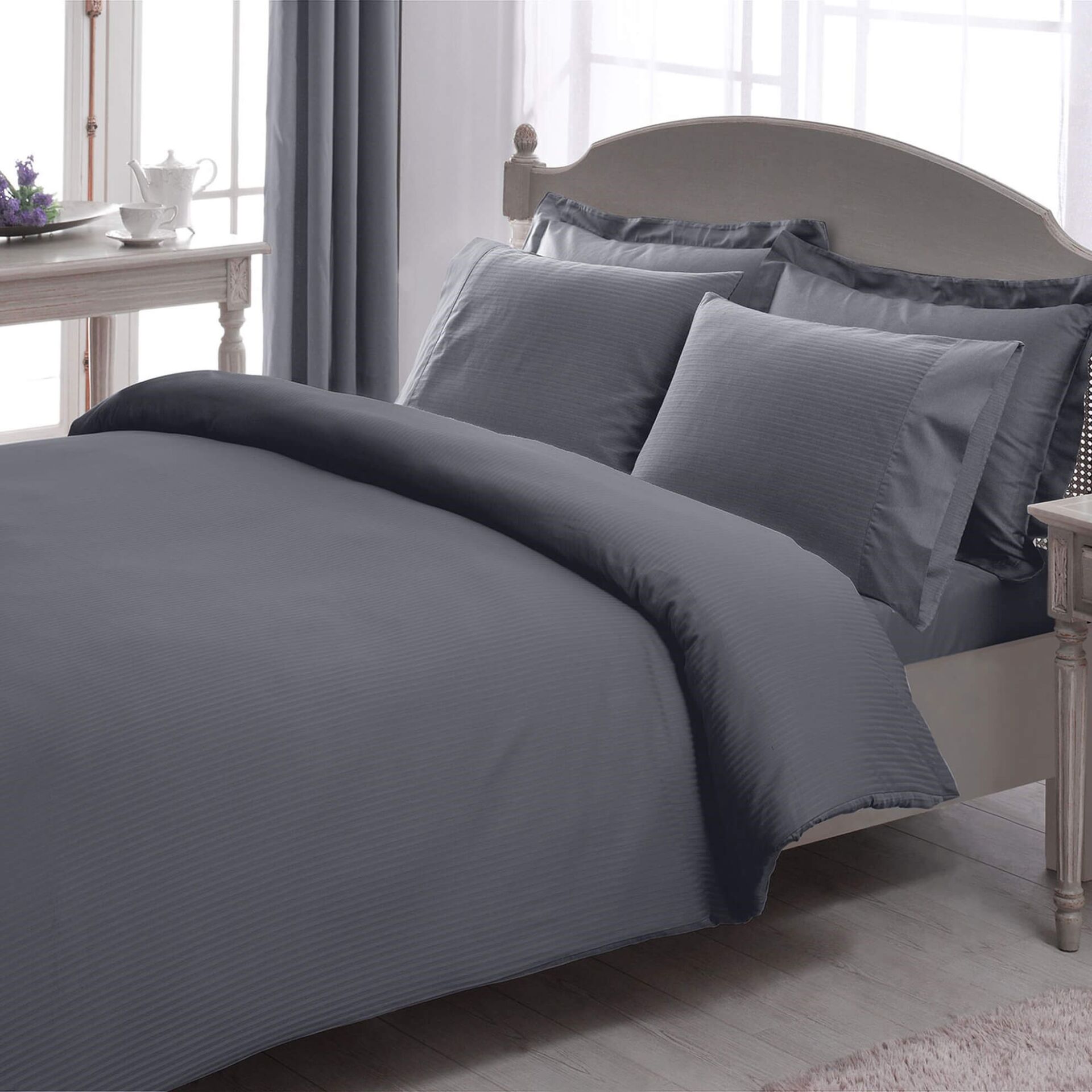 Taç Stripe Premium Basic Saten Nevresim Takımı Antrasit Çift Kişilik